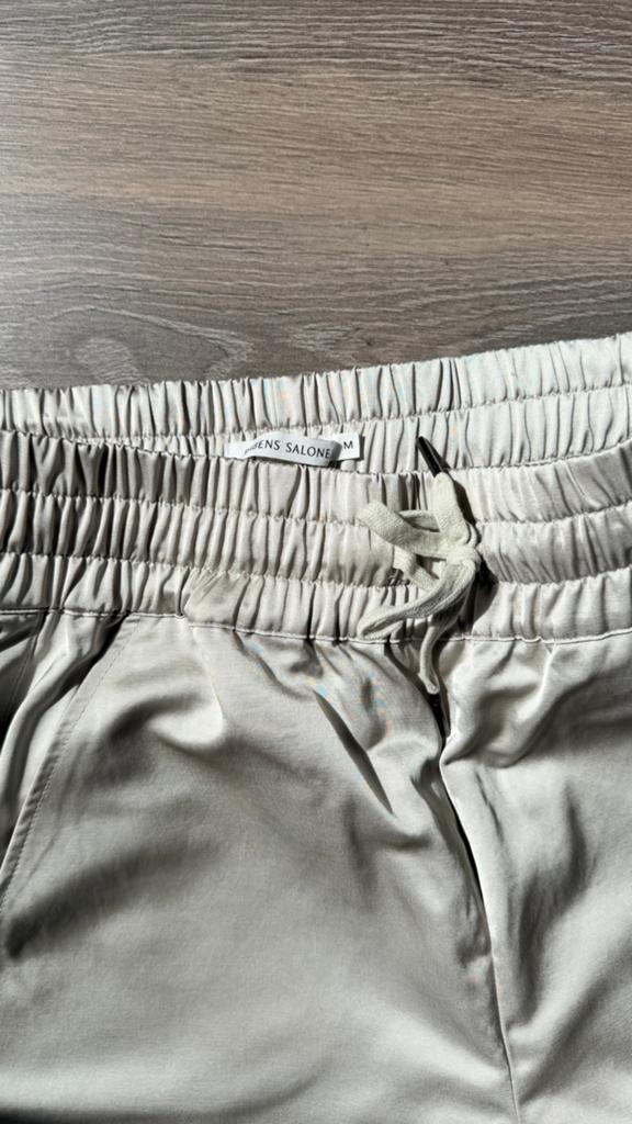 Glanzende pantalon (echt heel tof)van Ravens Salone, maat M, Kleding | Dames, Ophalen of Verzenden, Zo goed als nieuw, Maat 38/40 (M)