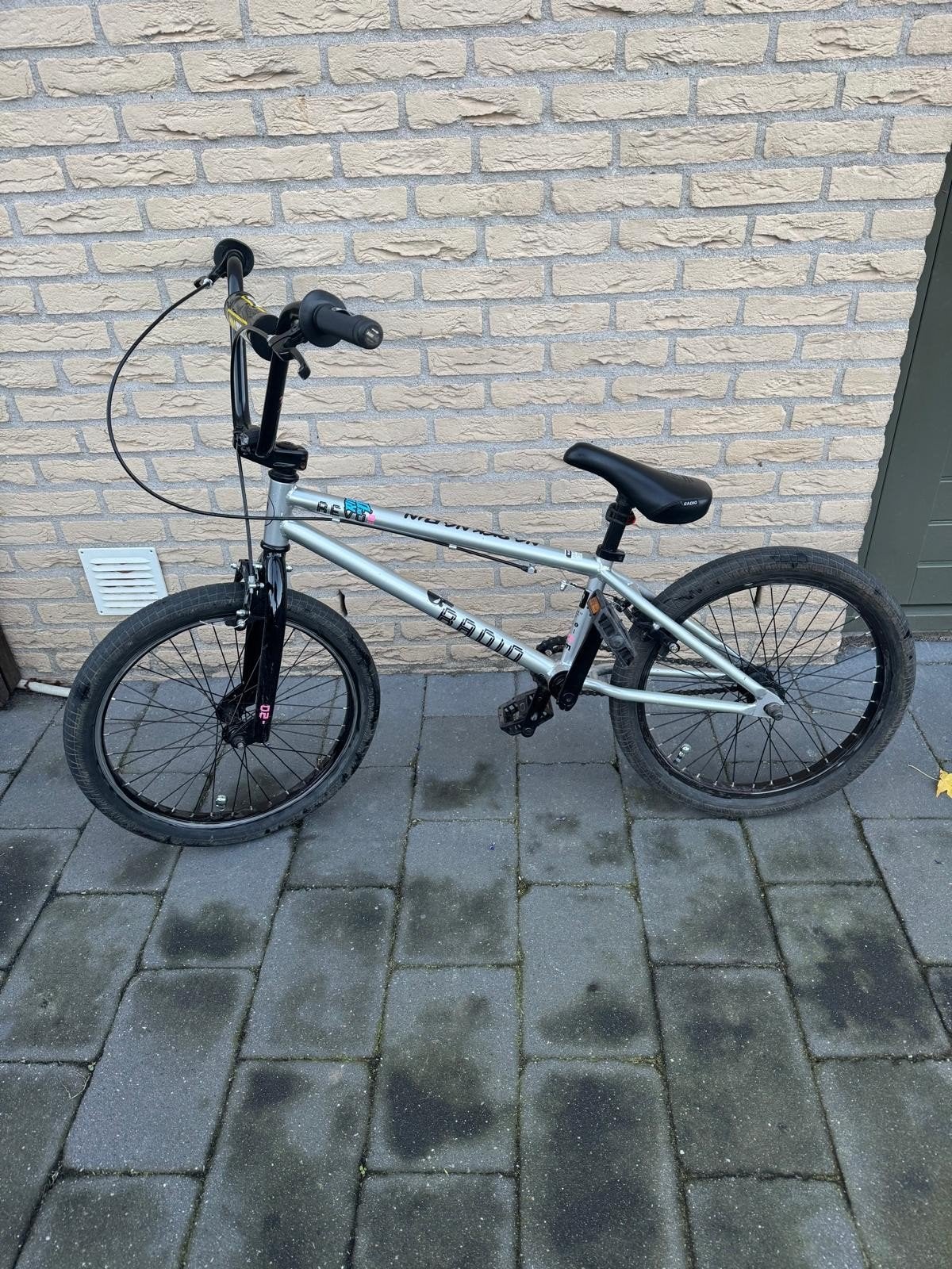 Radio Bike Revo 20 inch BMX Freestyle Stuntfiets, Ophalen, Radio Bike, Gebruikt, Staal