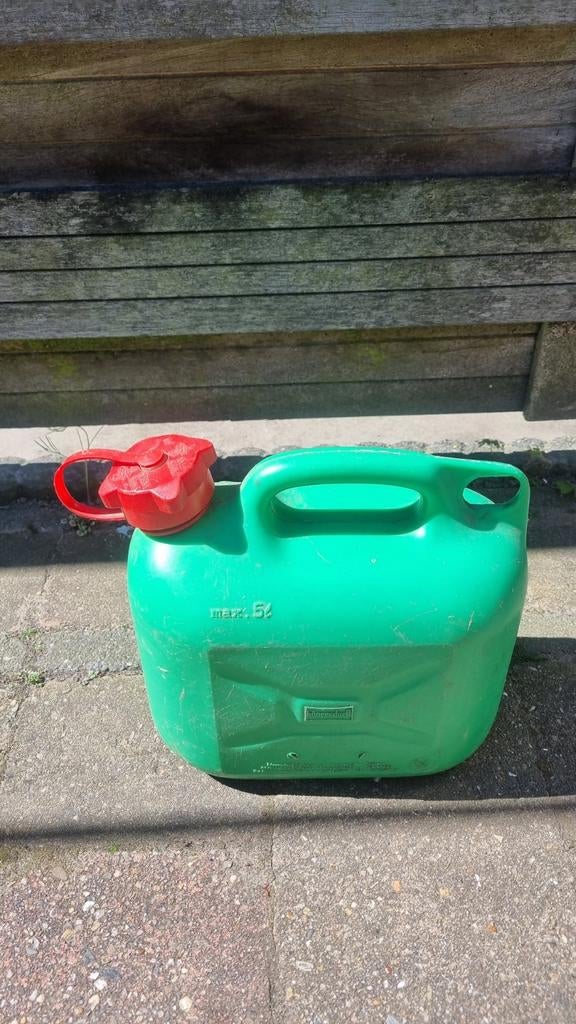 Jerrycan  5 liter, Watersport en Boten, Bootonderdelen, Zo goed als nieuw, Motor en Techniek, Zeilboot of Motorboot, Ophalen of Verzenden