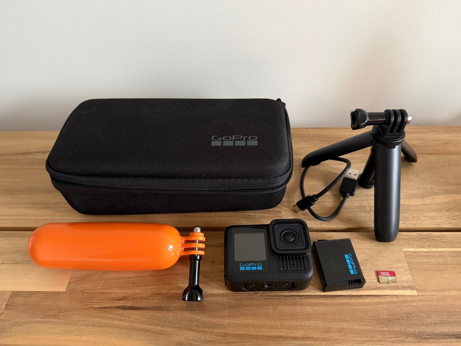GoPro Hero 13 - incl. Accessoires & MicroSD, Ophalen of Verzenden, Zo goed als nieuw, GoPro