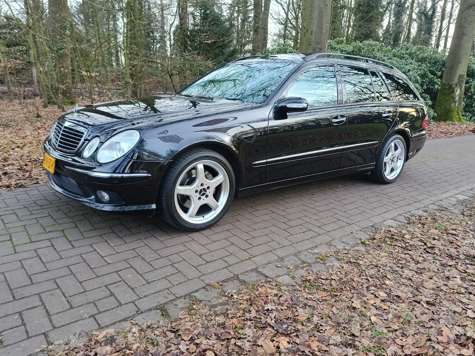 Mercedes E500 AMG pakket youngtimer, Zwart, 1875 kg, 4966 cc, Geïmporteerd