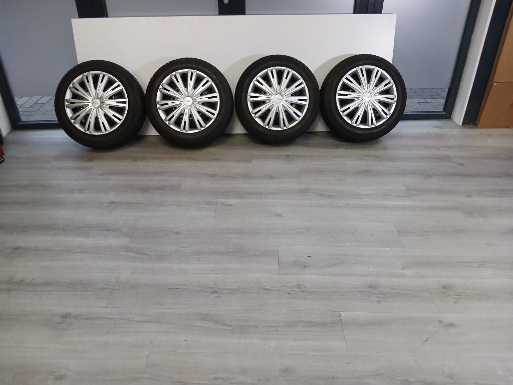 Winter Wielenset Fiat 500 2007-2024/ Panda 15INCH Staal!!, Ophalen, Gebruikt, 15 inch, Band(en)