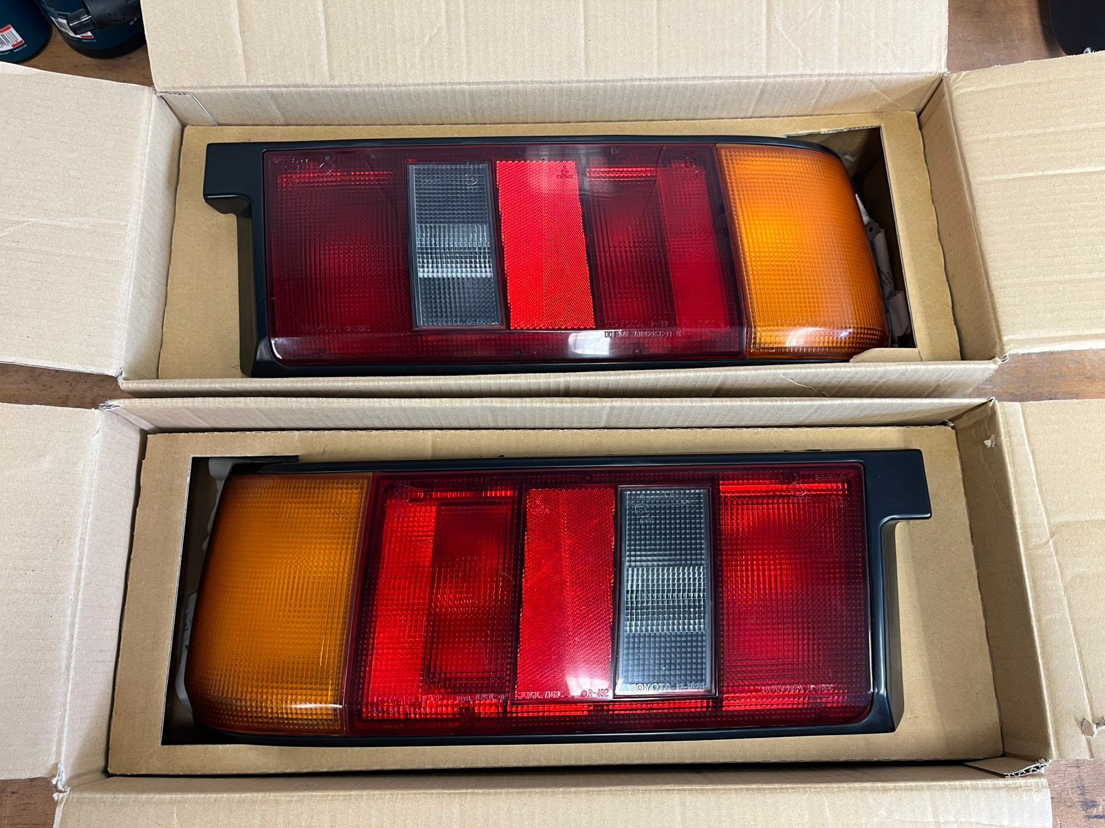 Toyota Corolla AE86 hatchback achterlichten, Auto-onderdelen, Verlichting, Ophalen, Toyota