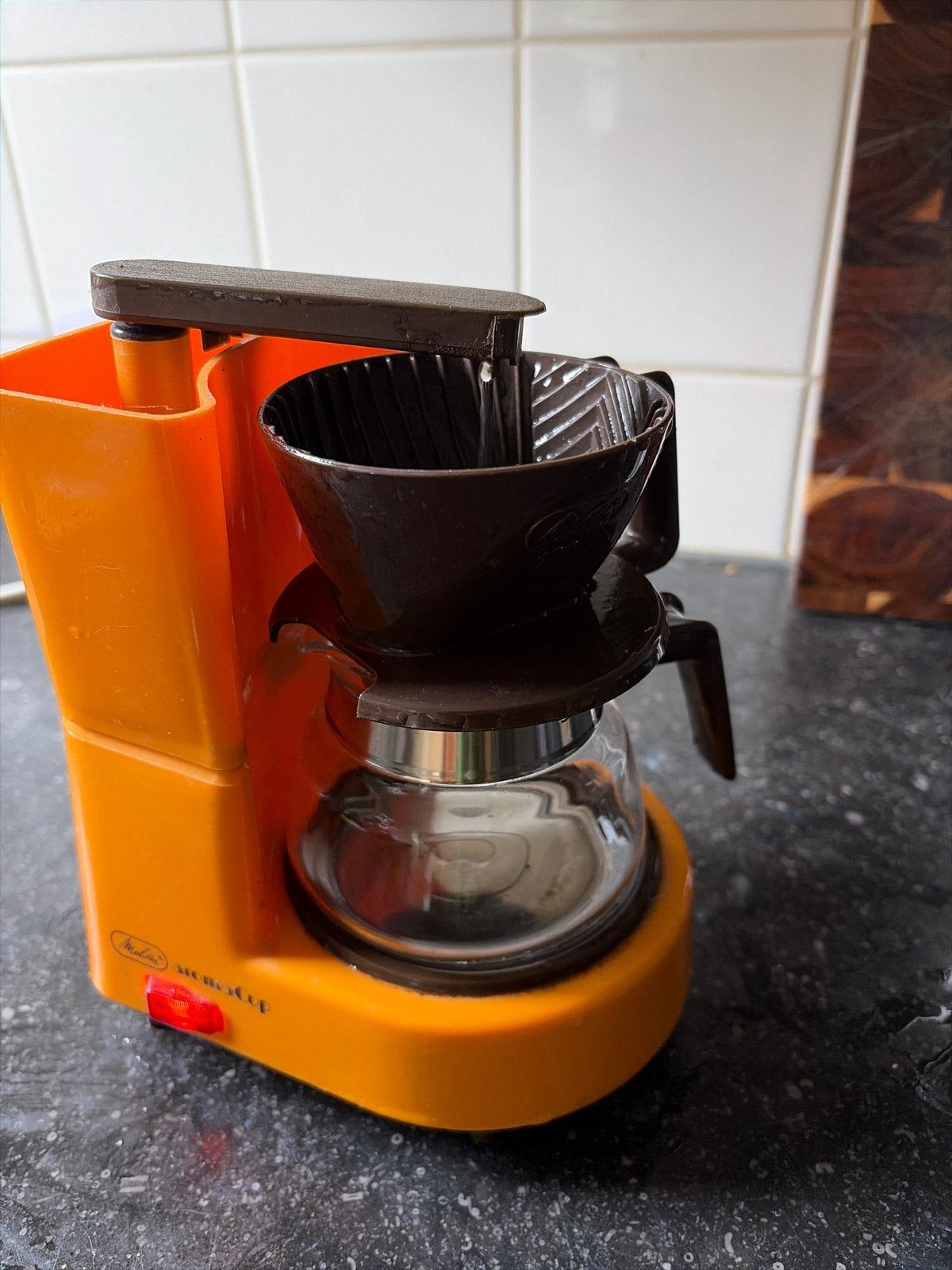 Melitta aromaCup - Vintage Oranje Koffiezetapparaat, Witgoed en Apparatuur, Ophalen, Gebruikt, Koffiemachine, Gemalen koffie