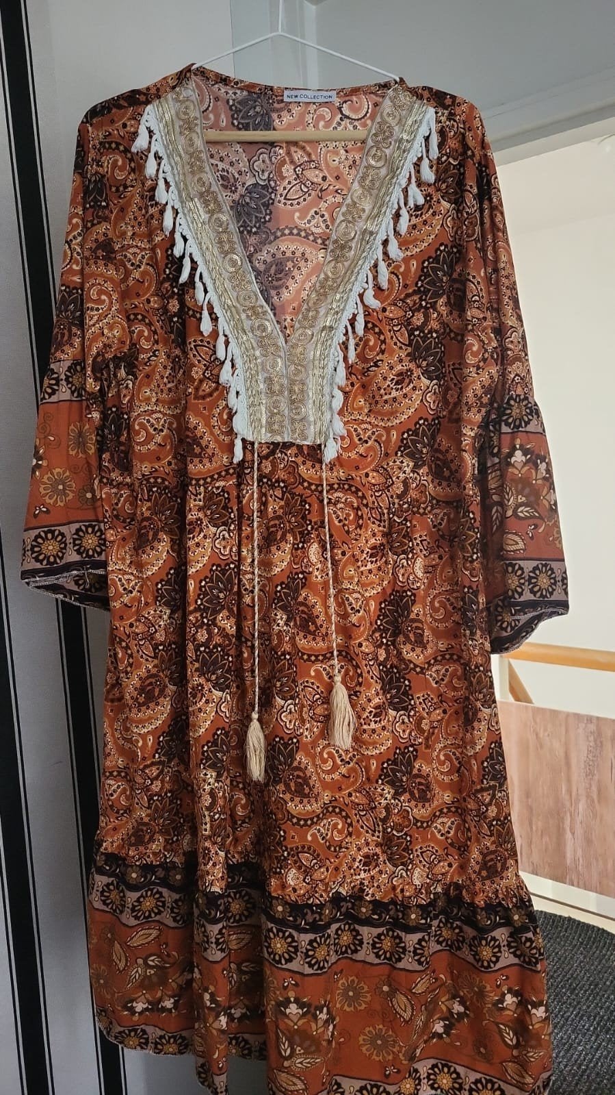 Lange jurk New Collection Italië met kwastjes, Ophalen of Verzenden