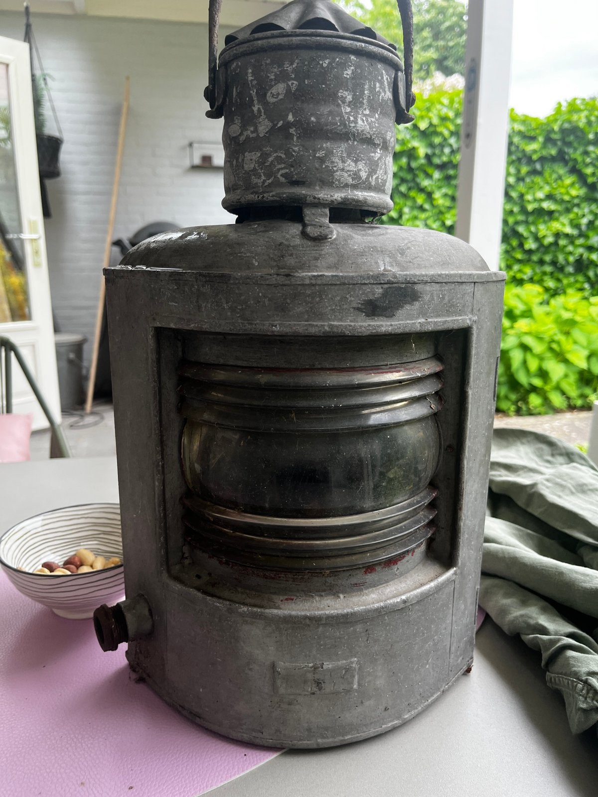Originele Scheepslantaarn met Rode Fresnel-lens, Antiek en Kunst, Antiek | Lampen, Ophalen