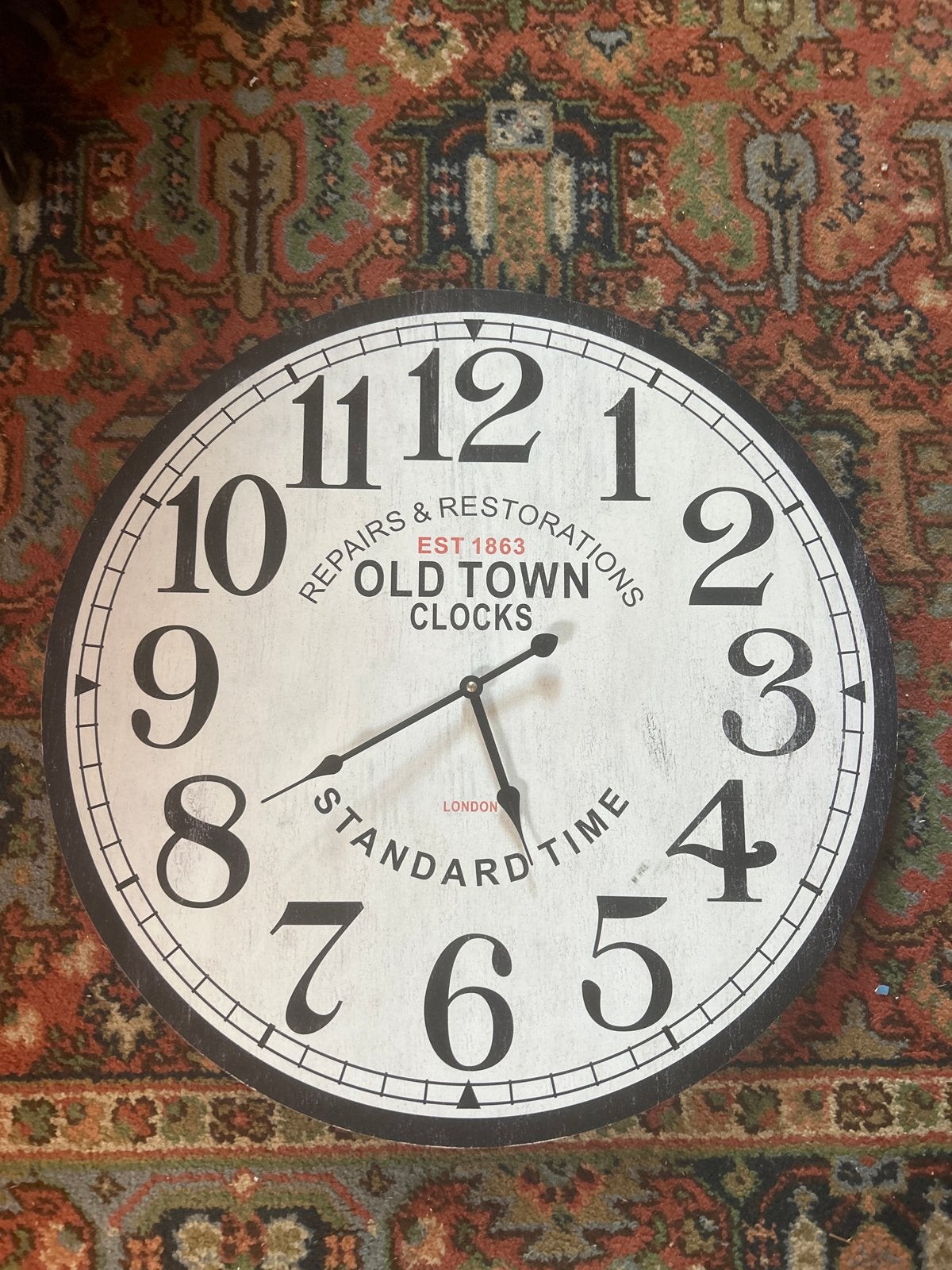 Grote wandklok 'Old Town Clocks' op AA batterij, Ophalen, Wit, Vintage, Analoog