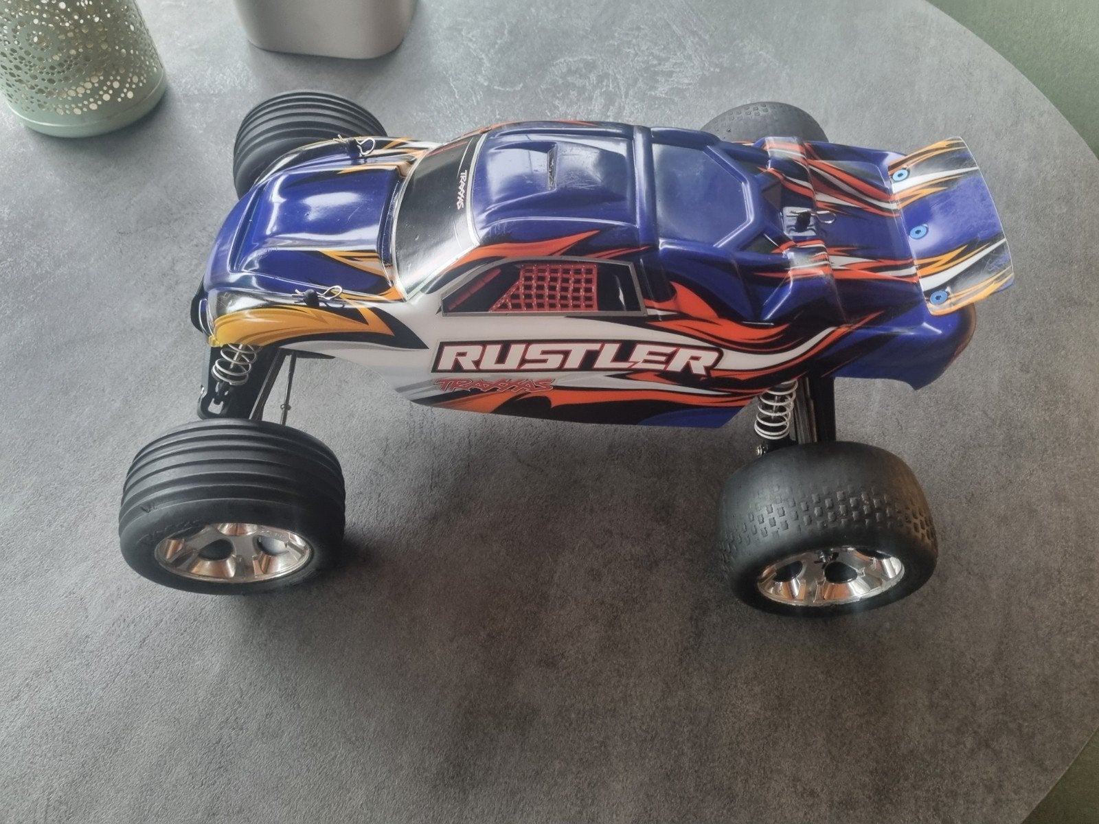 traxxas Rustler 2wd ROLLER, Hobby en Vrije tijd, Ophalen