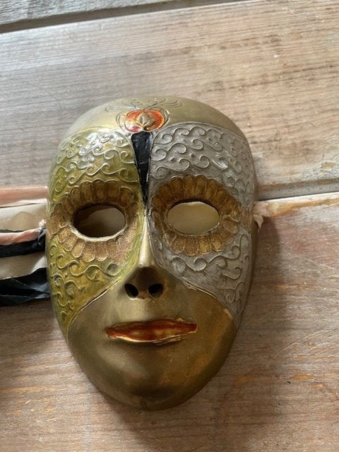 Klein vintage messing masker Venetie. Comedia dell arte., Antiek en Kunst, Ophalen