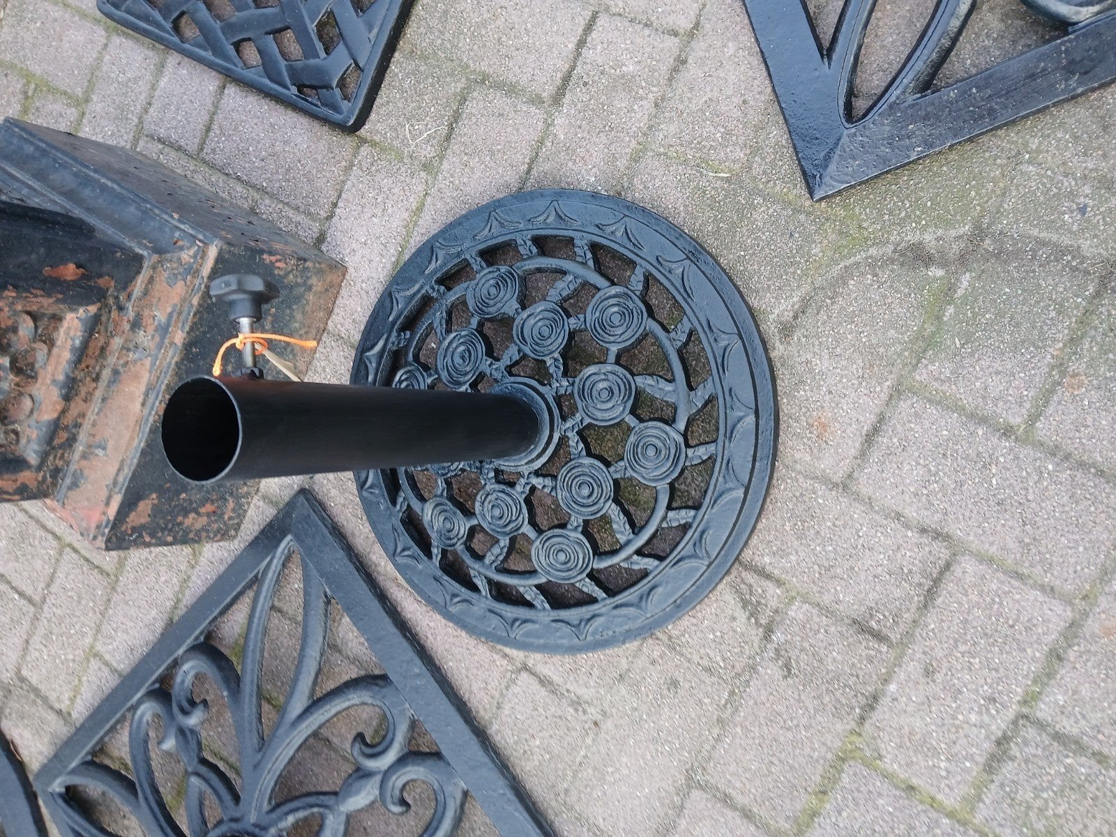 Gietijzeren parasolvoet, Ophalen, Minder dan 1 meter, Parasolvoet