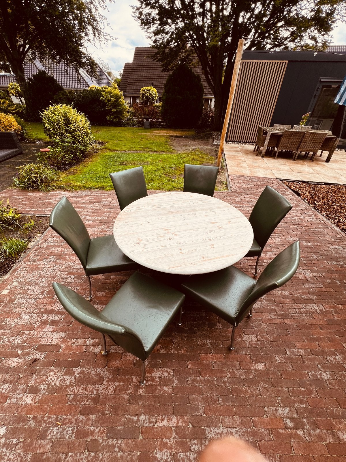 Uitschuifbare eettafel met 6 Bert Plantagie stoelen
