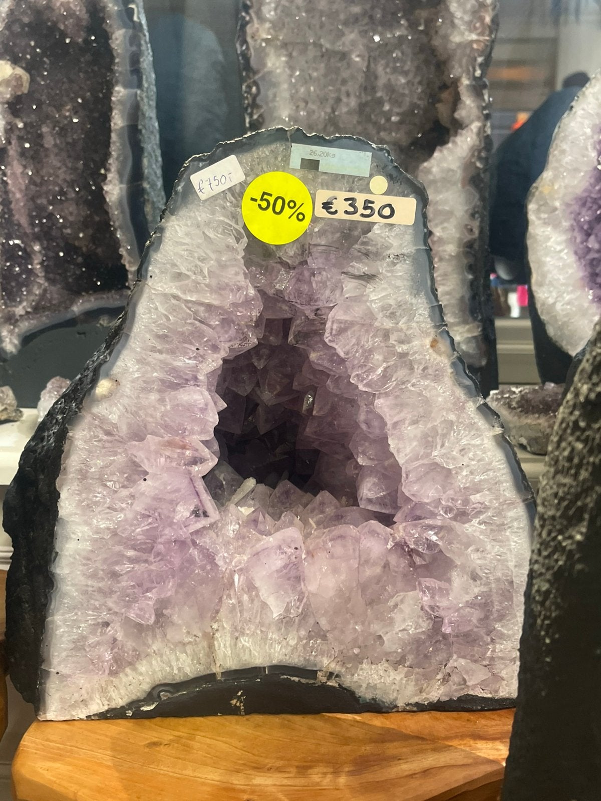 Amethist geode sale 26kg, Ophalen of Verzenden, Zo goed als nieuw