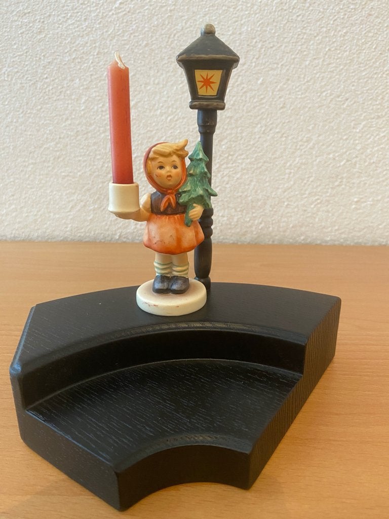 Hummel beeldje " Meisje met kerstboom", Ophalen, Zo goed als nieuw, Hummel