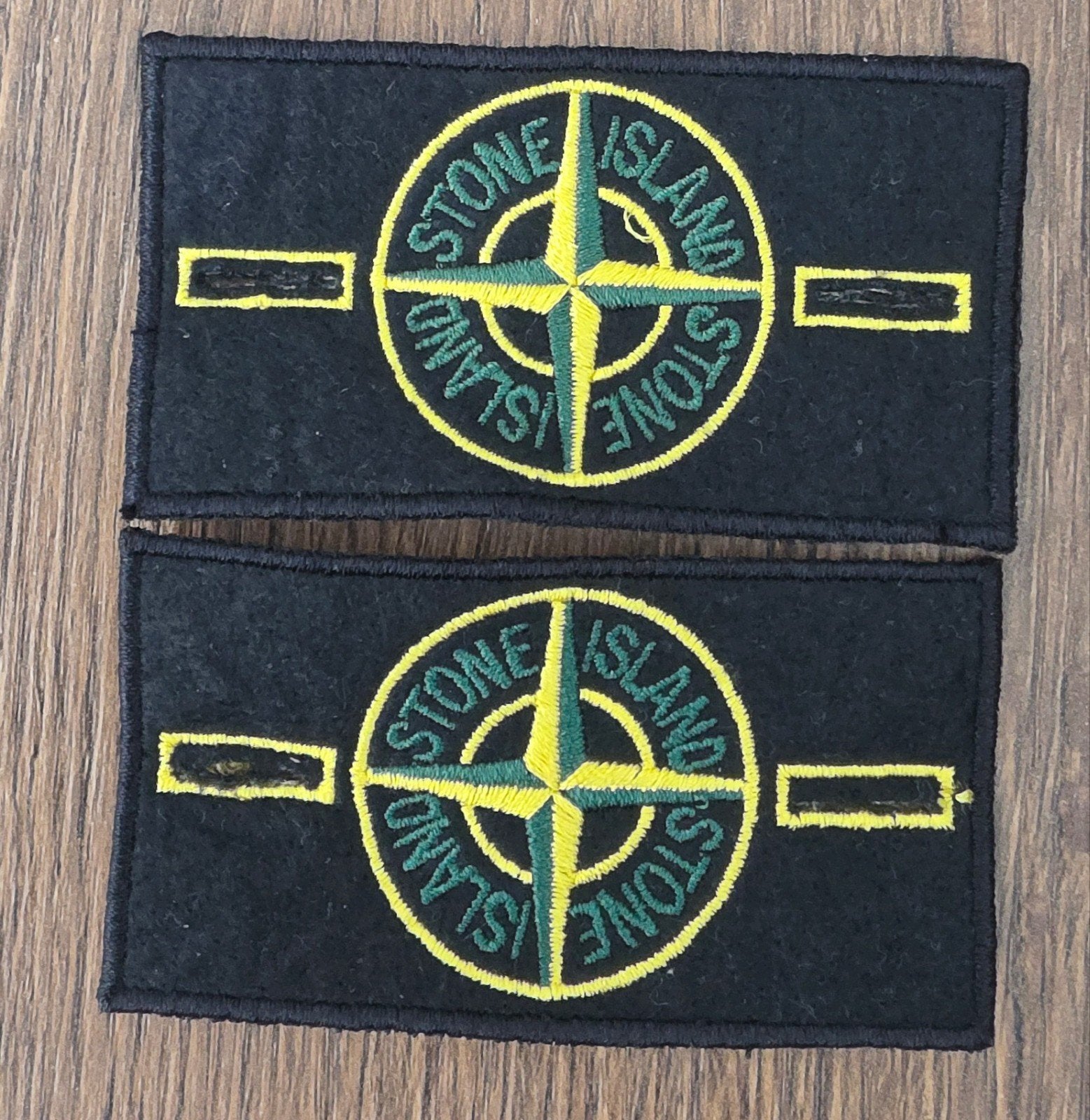 2 keer stone island badge, Verzenden