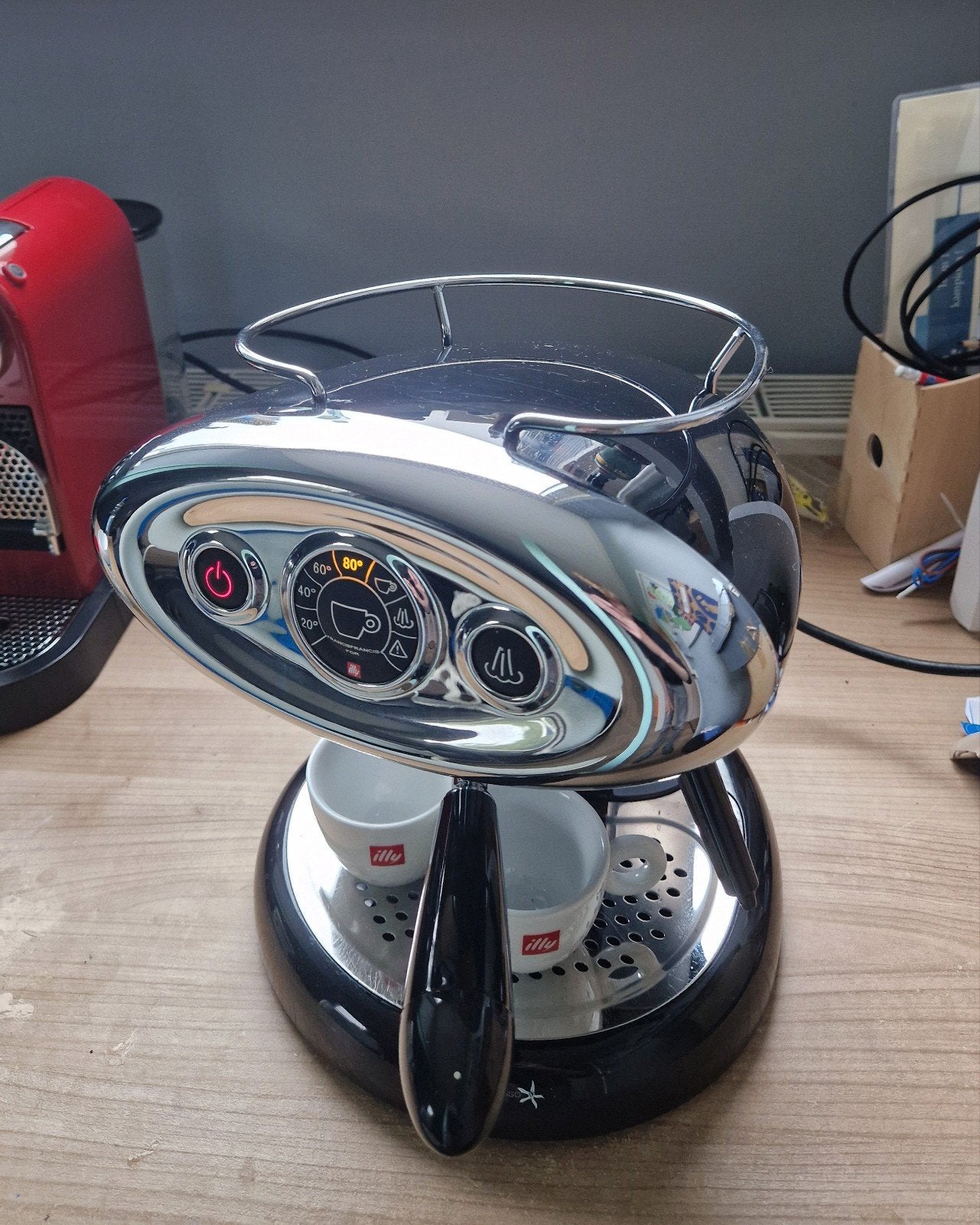 Prachtige illy X7.1 Iperespresso – Zwart –Schoon(ALS NIEUW!), Koffiepads en cups, Espresso apparaat, Ophalen of Verzenden, Zo goed als nieuw