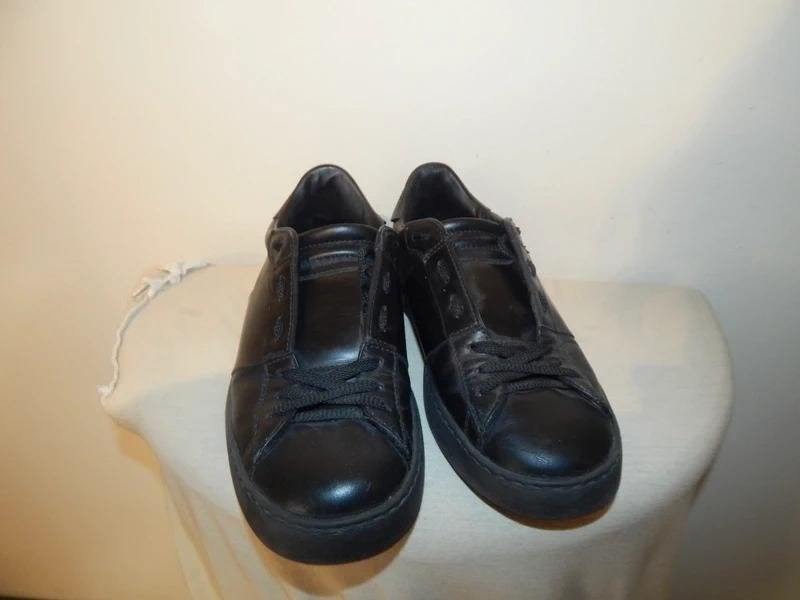 Valentino leren sneakers rock stud type in nette staat 39, Verzenden, Zwart, Valentino, Sneakers of Gympen