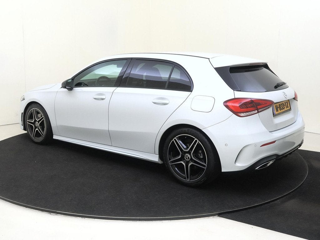 Mercedes-Benz A-klasse 180 Business Solution AMG Nightpakket, Auto's, Mercedes-Benz, Voorwielaandrijving, 136 pk, Gebruikt, 4 cilinders