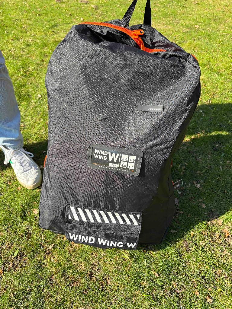 Roberto Ricci Designs Wing Wind Wing, Geen board, Ophalen of Verzenden, Zo goed als nieuw, 5 m²