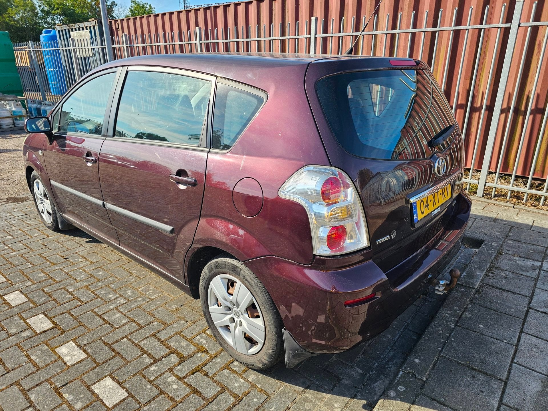 Toyota Verso 2.2 D-4D Sol - INJECTOR DEFECT -, Voorwielaandrijving, Gebruikt, Zwart, 4 cilinders