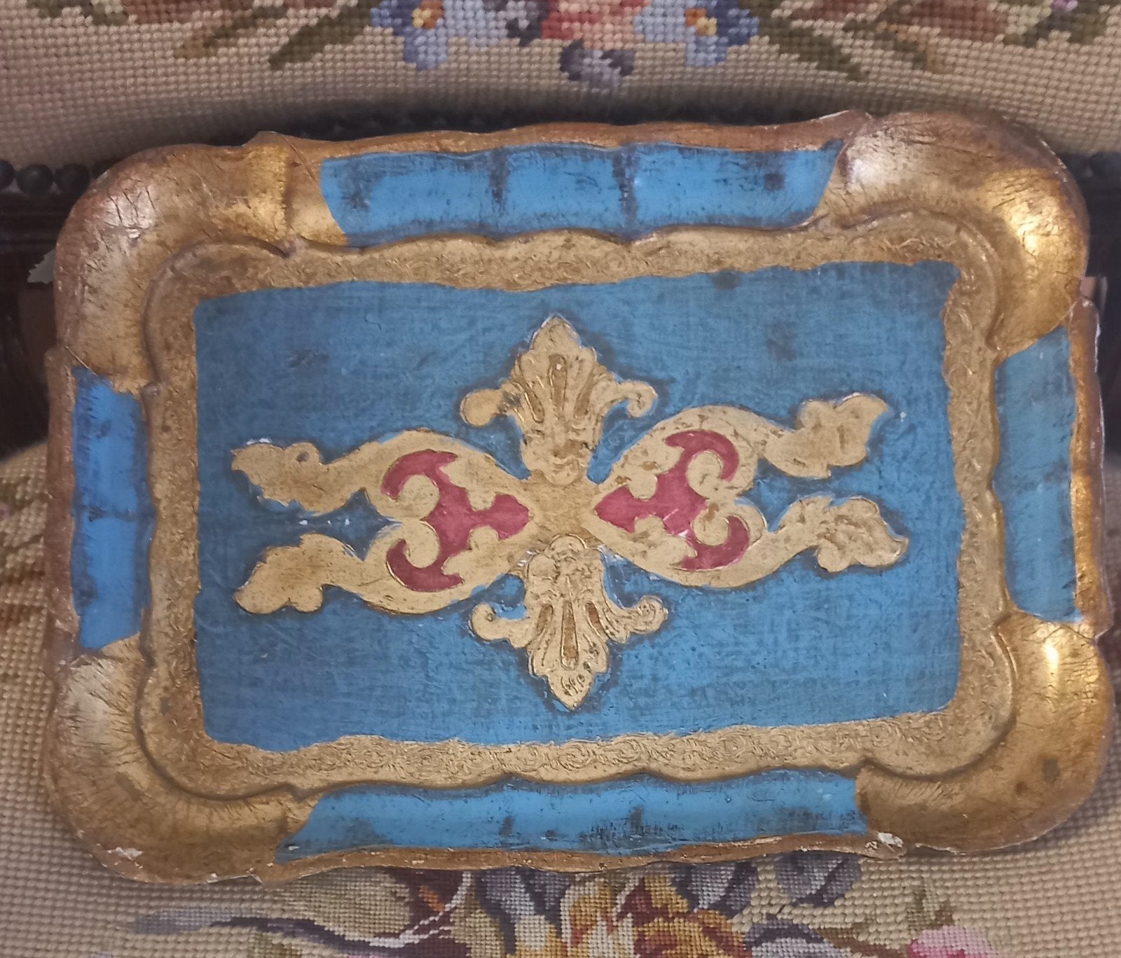 Mooi klein Florentijns dienblad, rood, blauw, goud, Huis en Inrichting, Woonaccessoires | Dienbladen, Ophalen of Verzenden, Rechthoekig