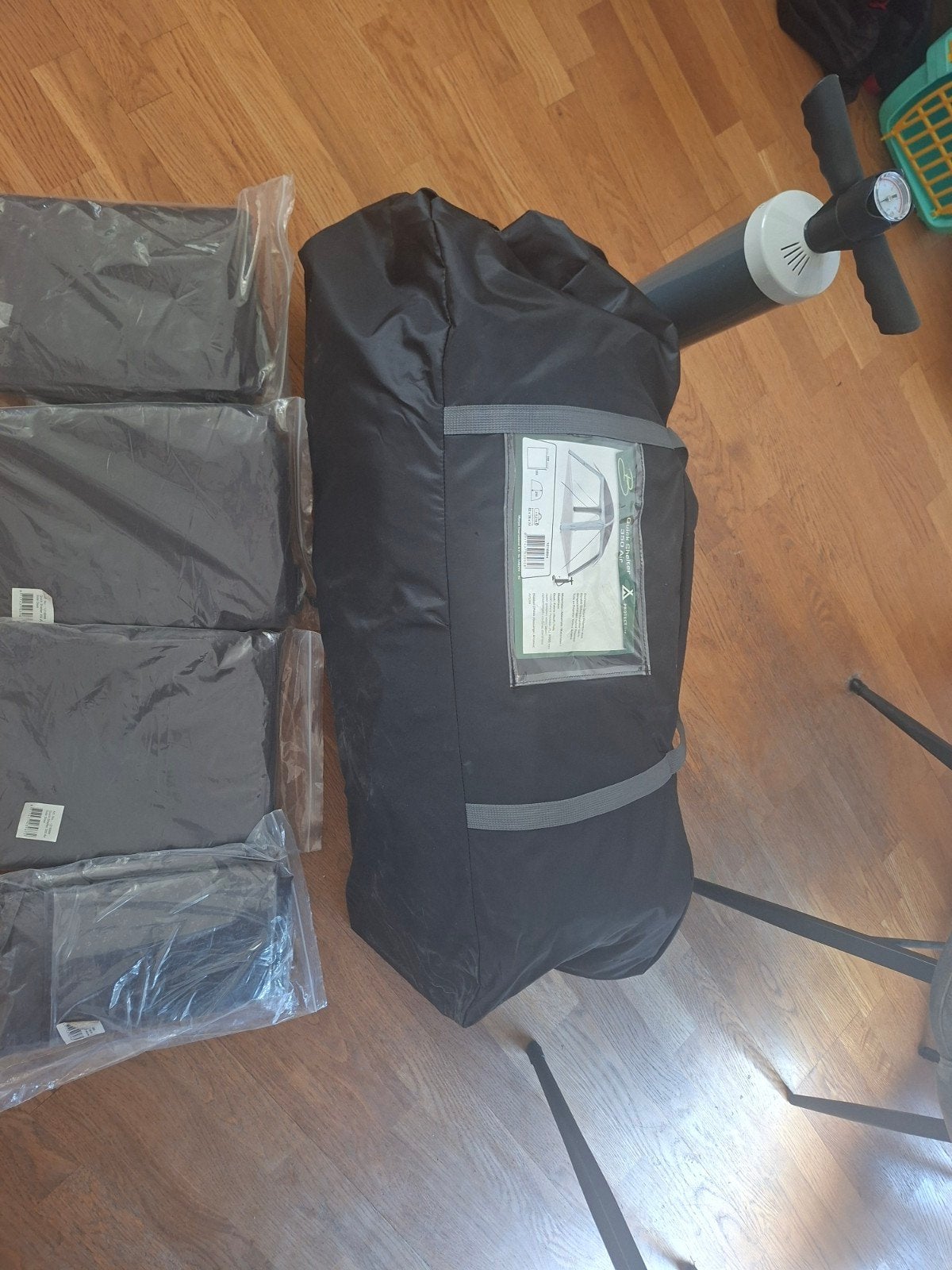 Quick Shelter Air 350 met 4 zijwanden en deur, Caravans en Kamperen, Tenten, Ophalen, Zo goed als nieuw