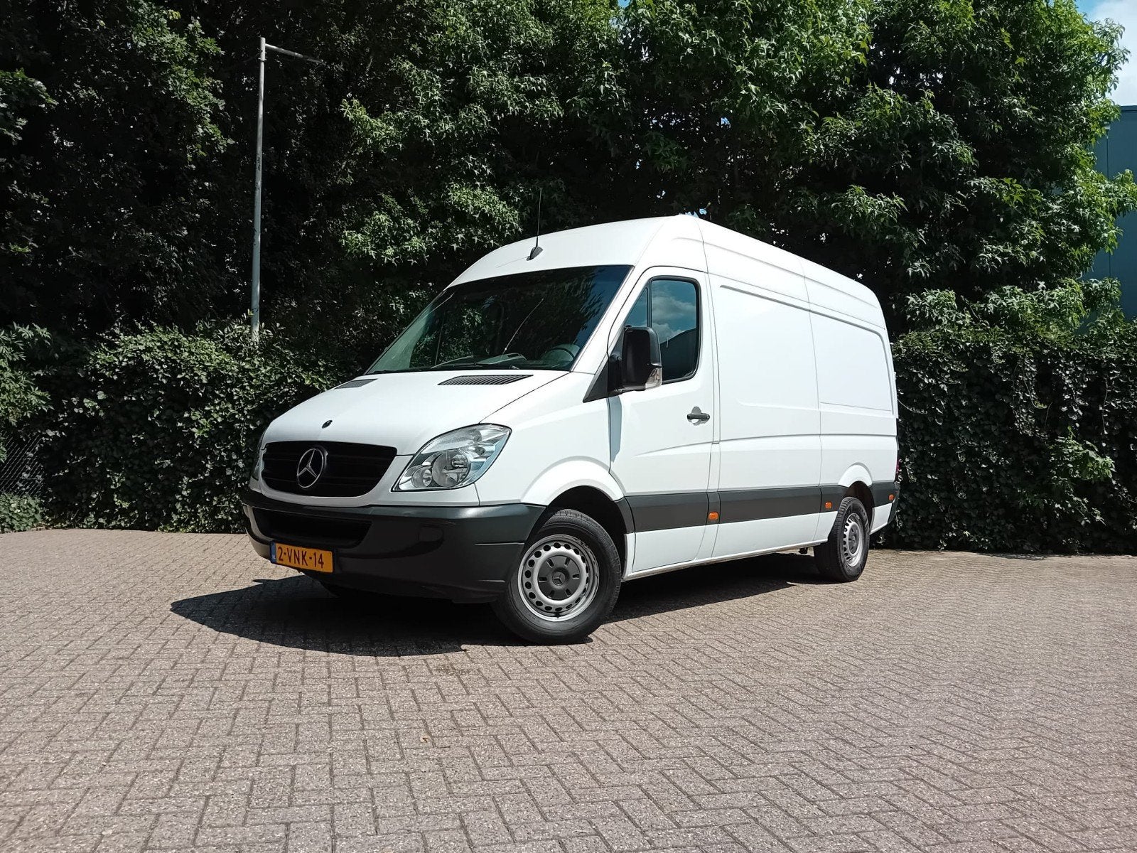 Mercedes-Benz Sprinter 316 uit 2011 met 3500kg trekhaak, Auto's, Euro 5, 4 cilinders, Bedrijf, Grijs
