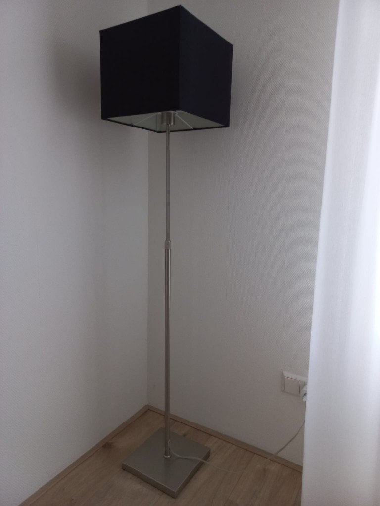 staande lamp (verstelbaar), Ophalen, Zo goed als nieuw, 150 tot 200 cm