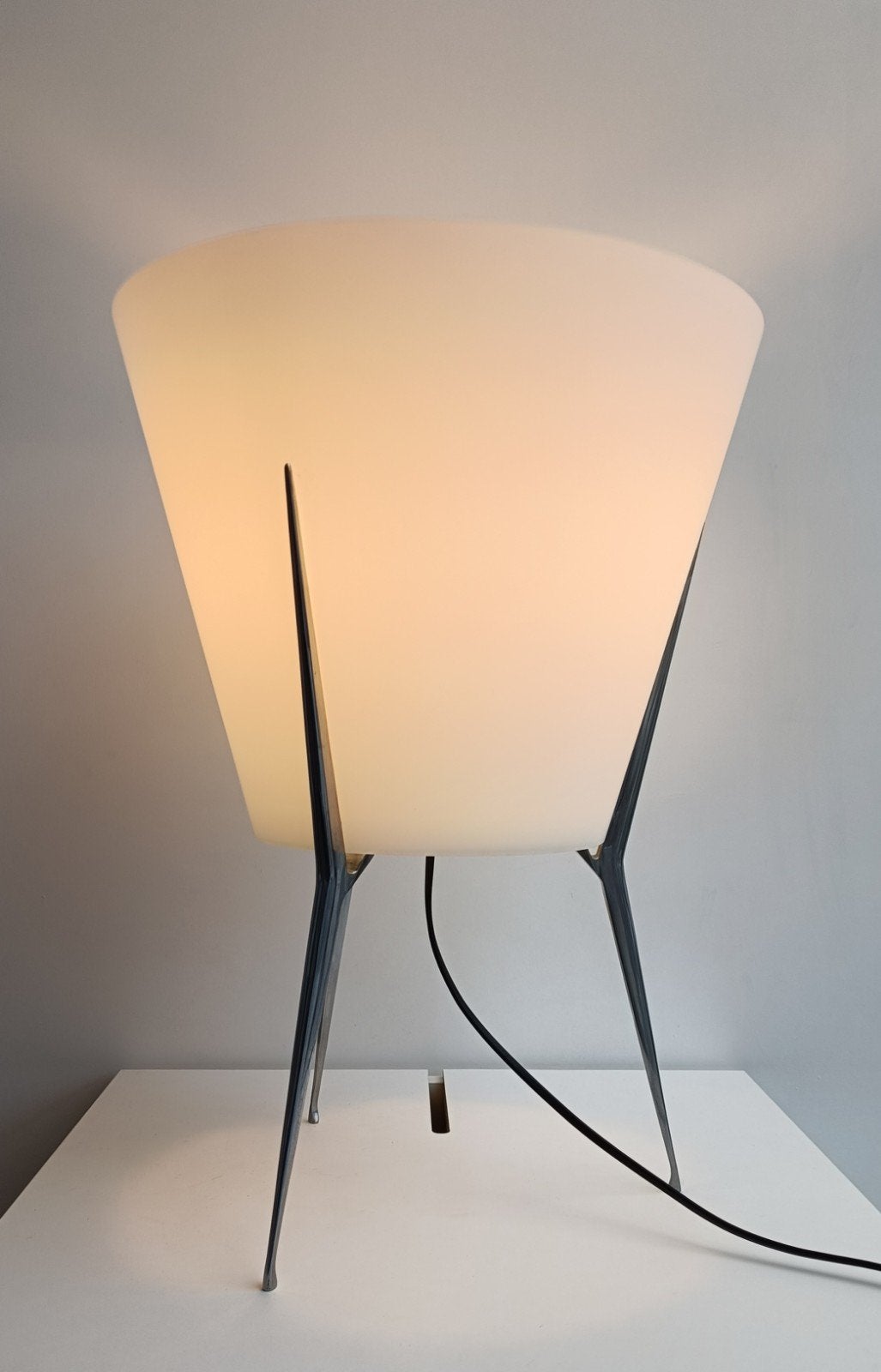 Foscarini “Mir” tafellamp, Huis en Inrichting, Overige typen, Overige merken, Wit, E27 (groot)