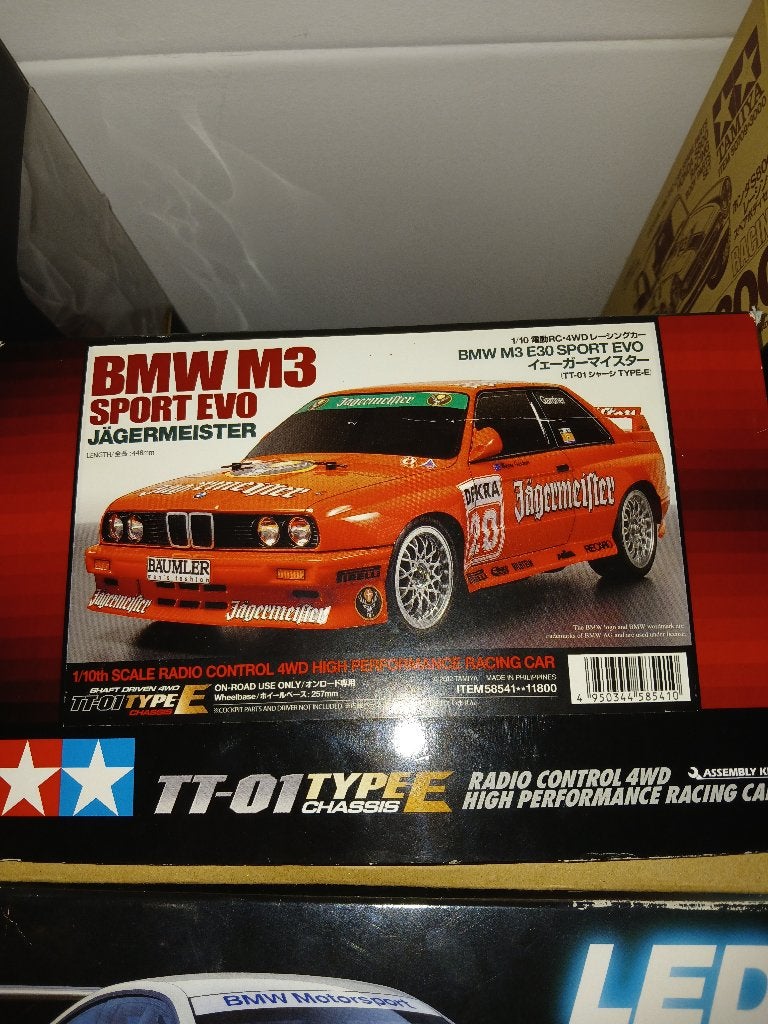 Tamiya 1:10 Bmw e30 jagermeister bouwpakket, Hobby en Vrije tijd, Modelbouw | Radiografisch | Auto's, Ophalen of Verzenden, Nieuw