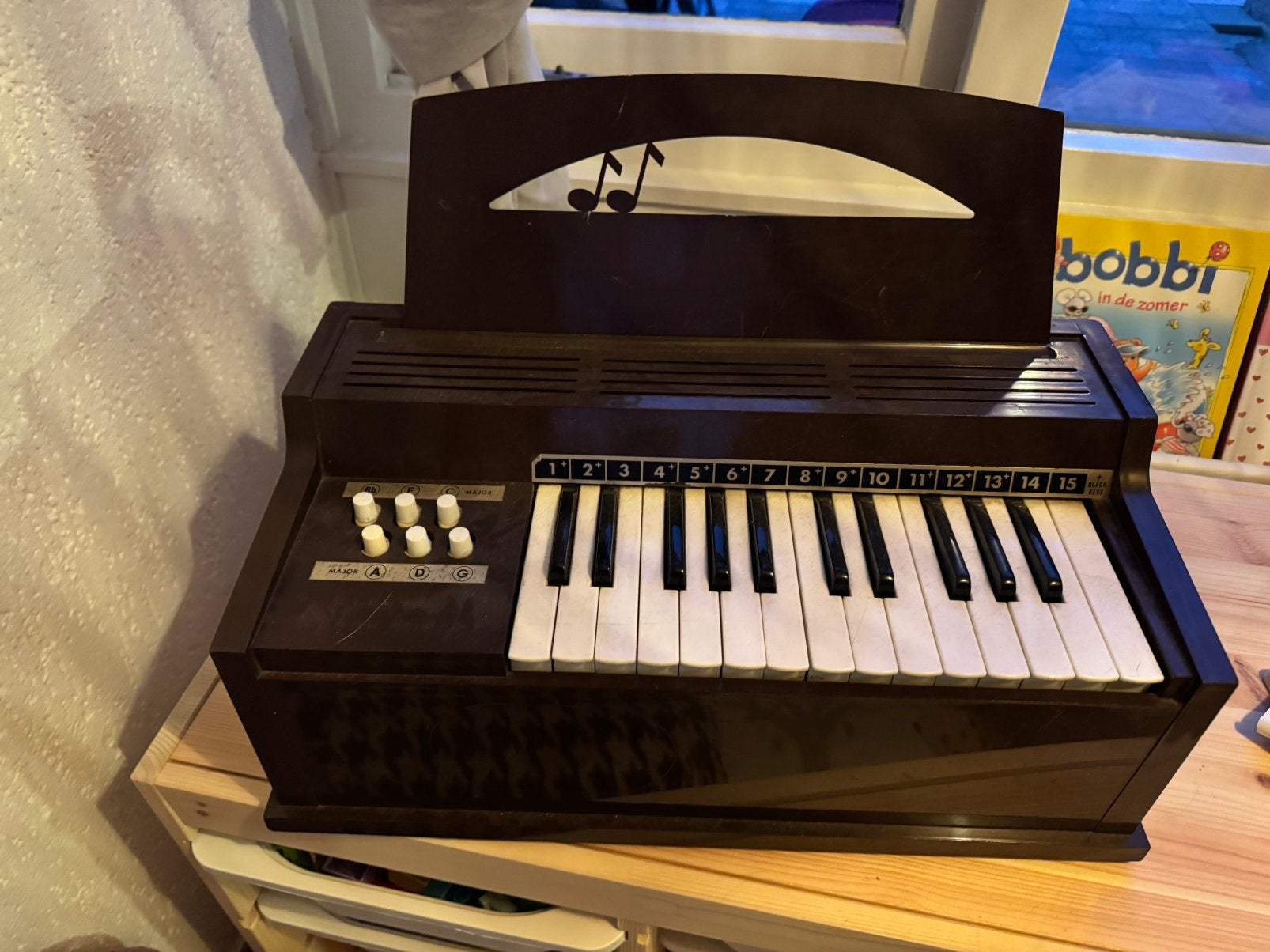Magnus model 300 piano, Ophalen, Zo goed als nieuw, 2 klavieren, Orgel