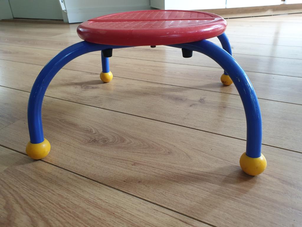 Ikea vintage  kruk rood geel blauw, Ophalen of Verzenden, Gebruikt