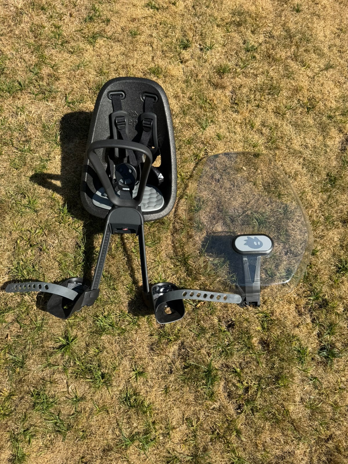 Fietsstoeltje Thule Yepp Nexxt mini met windscherm, Fietsen en Brommers, Ophalen, Zo goed als nieuw