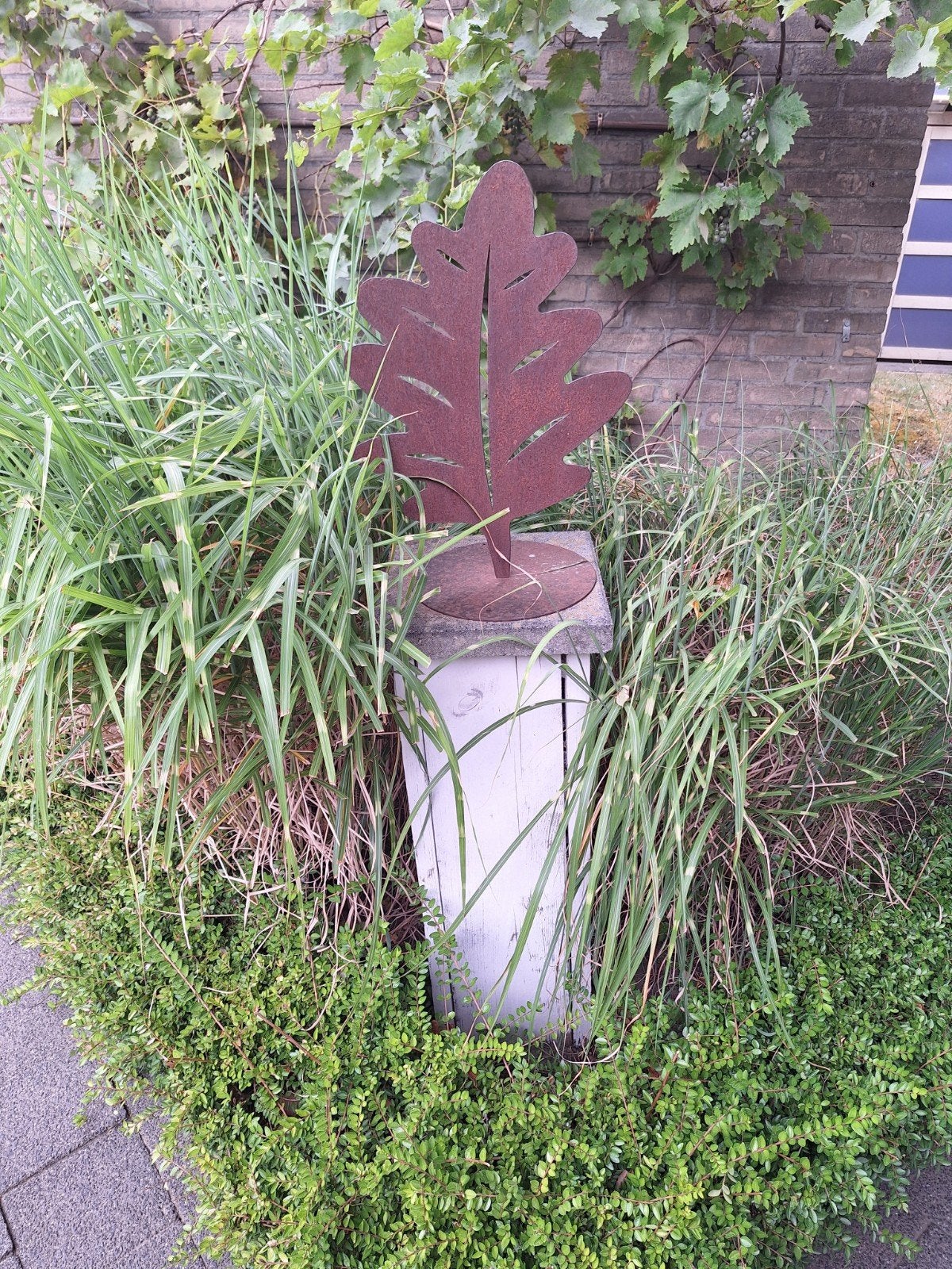 roestig blad op sokkel, Ophalen, Gebruikt, Minder dan 60 cm, Balkon