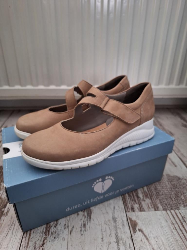 Als nieuw Durea ballerina schoenen + extra Finn zool mt 38,5, Durea, Beige, Zo goed als nieuw, Ballerina's