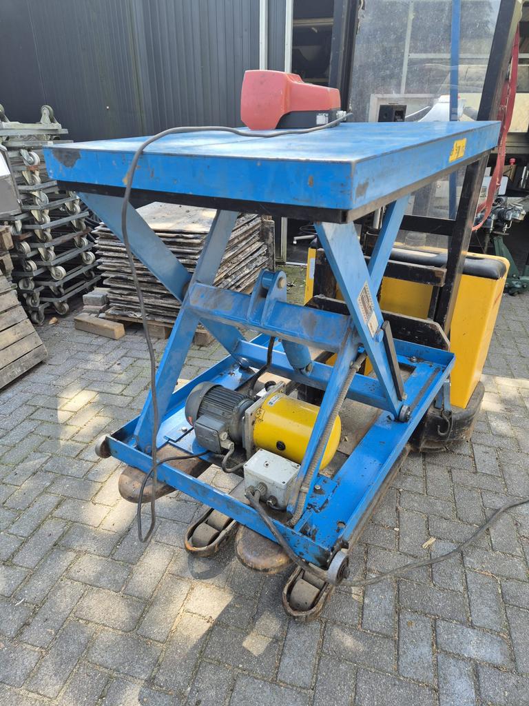 Heftafel 500 kg 380Volt 100 x 70cm 82 hoog, Doe-het-zelf en Verbouw, Werkbanken, Ophalen, Gebruikt
