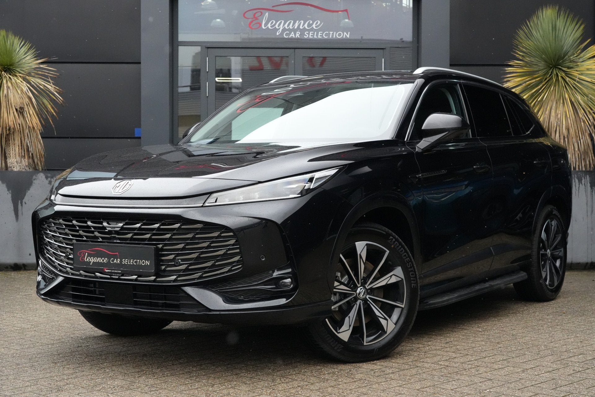 MG HS PHEV 1.5 Plug-in Hybrid Luxury | 272 PK | Navigatie |, Auto's, Gebruikt, 4 cilinders, Hybride Elektrisch/Benzine, SUV of Terreinwagen