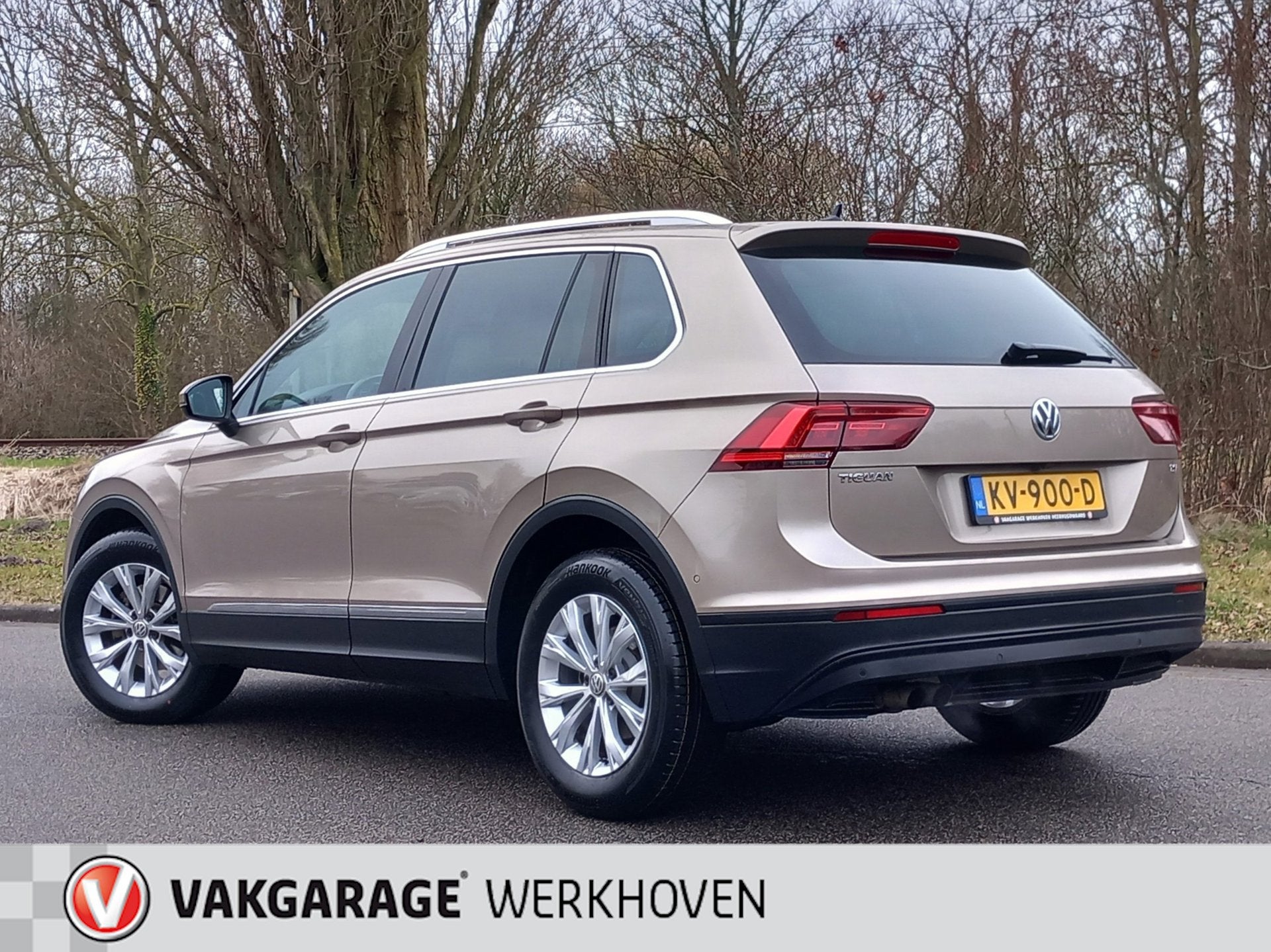 Volkswagen Tiguan 1.4 TSI AUTOMAAT | Panoramadak | Massagest, Auto's, Dealer onderhouden, 4 cilinders, Alcantara, Beige
