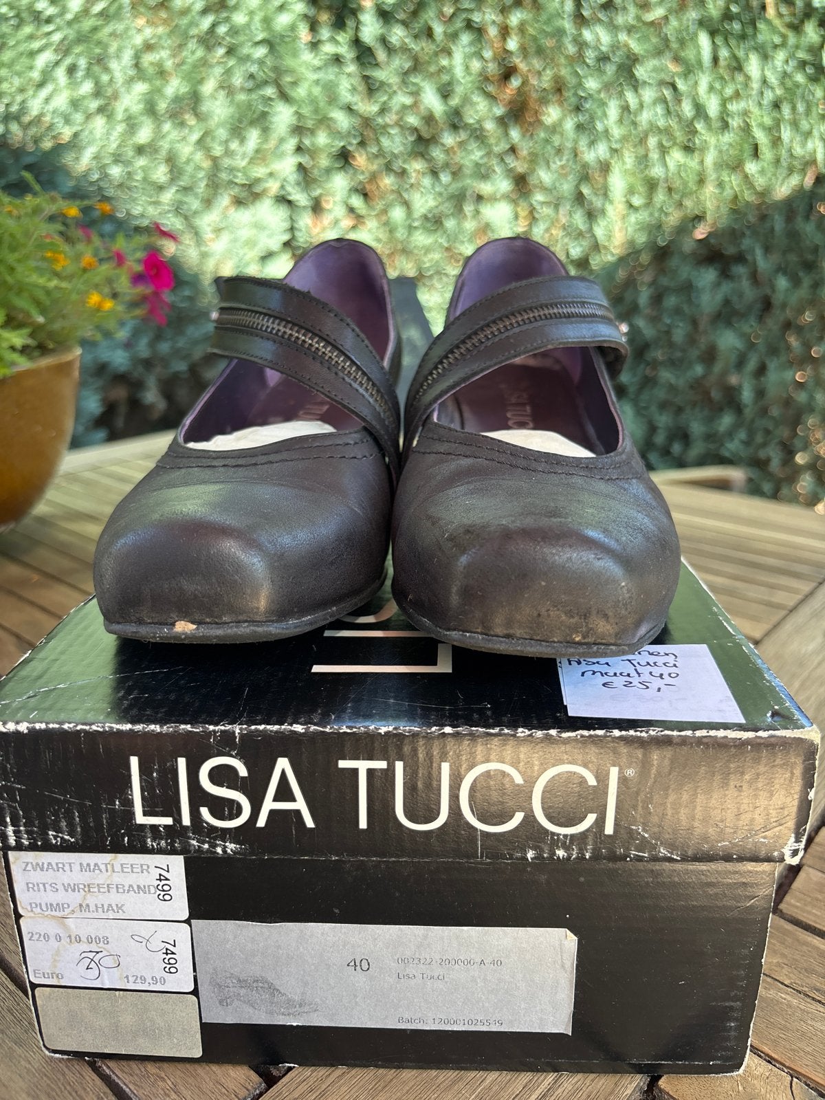 Lisa Tucci Zwarte Leren Pumps Maat 40 met Ritsdetails, Ophalen of Verzenden, Gedragen, Zwart, Pumps