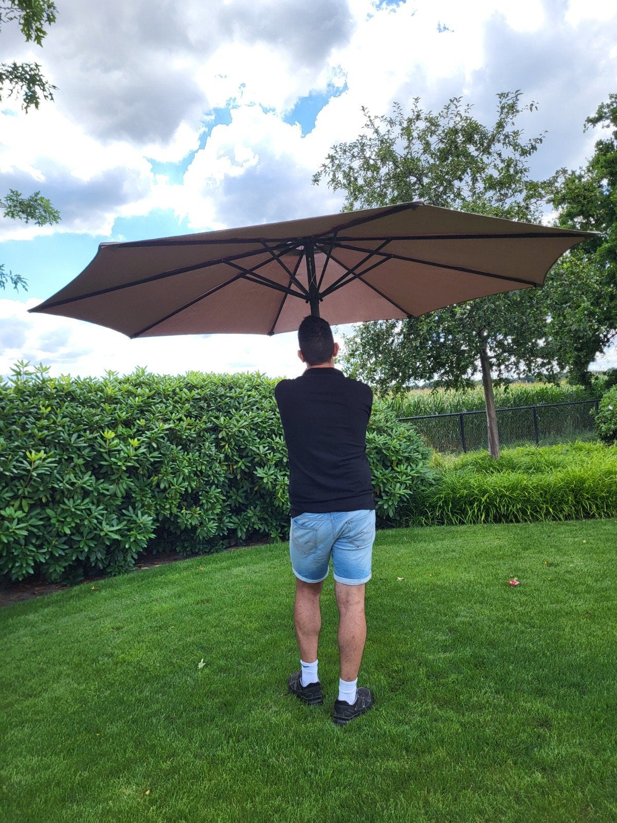 nog nette parasol, Ophalen, Zo goed als nieuw, 2 tot 3 meter, Stokparasol