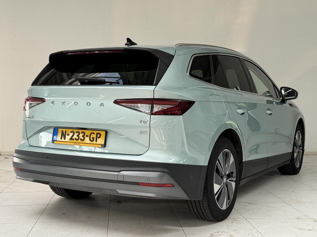 Skoda Enyaq iV 60 | Navigatie | Camera | Stoelverwarming | A, Auto's, Skoda, Automaat, 397 km, Achterwielaandrijving, Gebruikt