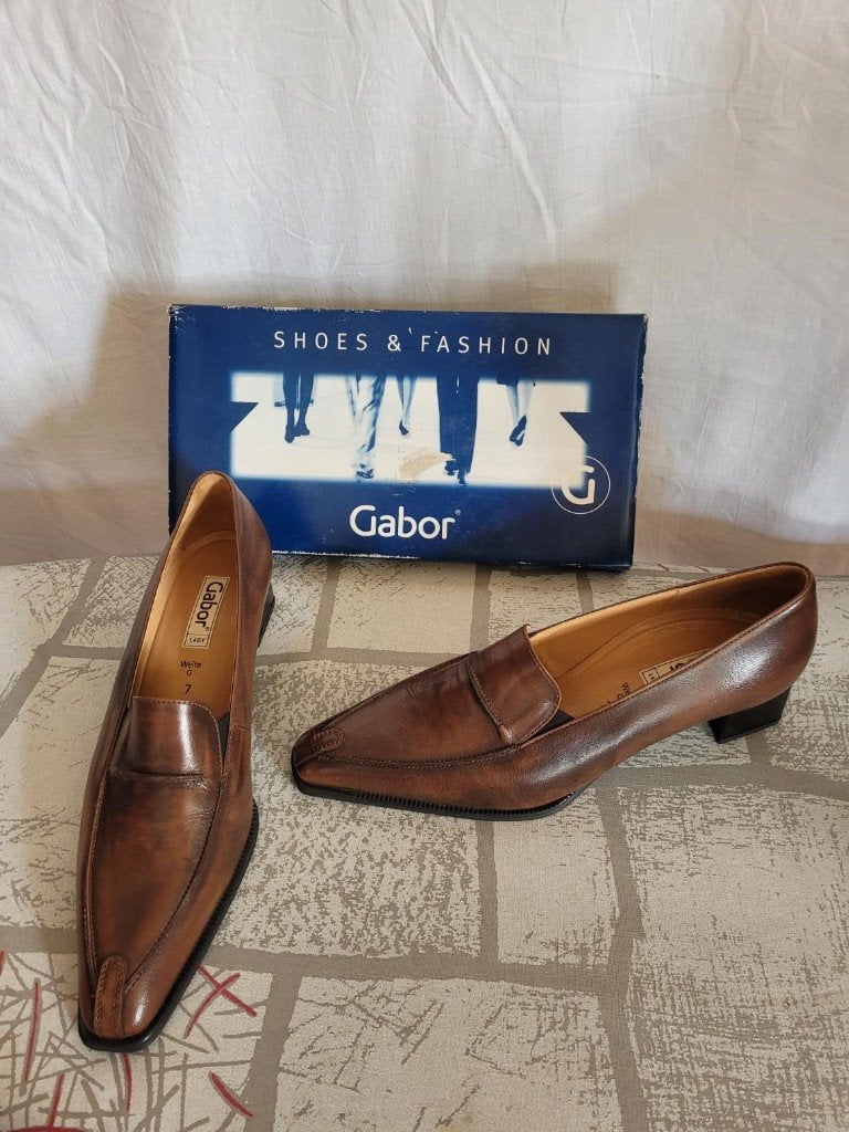 NIEUWE leren instappers. Merk GABOR. Mt 40,5. Van 99 voor 50, Kleding | Dames, Bruin, ., Instappers, Nieuw