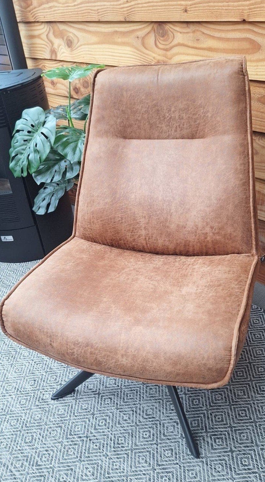 NU OPHALEN VOOR €100 Woood skyler draai fauteuil in cognac, Ophalen, Overige materialen, 75 tot 100 cm, Zo goed als nieuw
