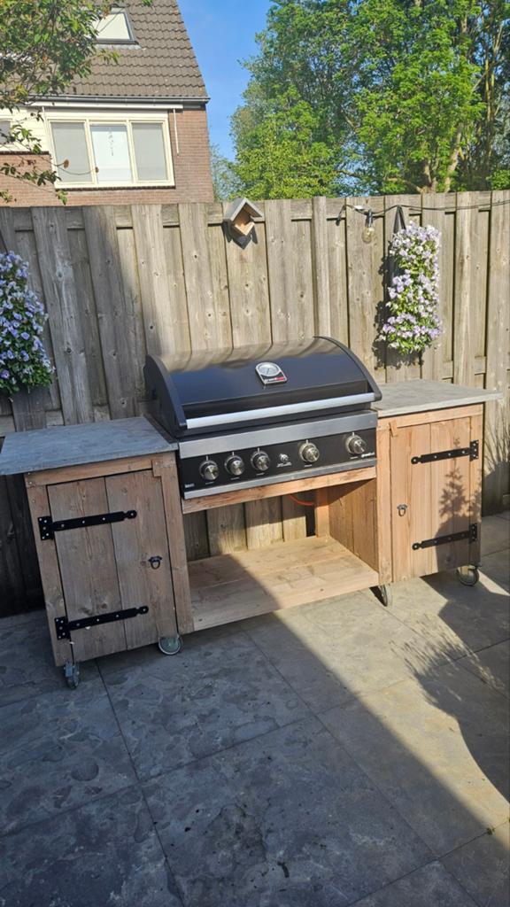 Buitenkeuken met grandhall bbq, Ophalen, Gebruikt, Gas, Grandhall