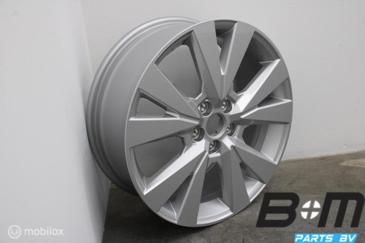 NIEUW! Org. 1 losse 17 inch velg Seat Arona! 6F9601025D, Gebruikt, Velg(en)
