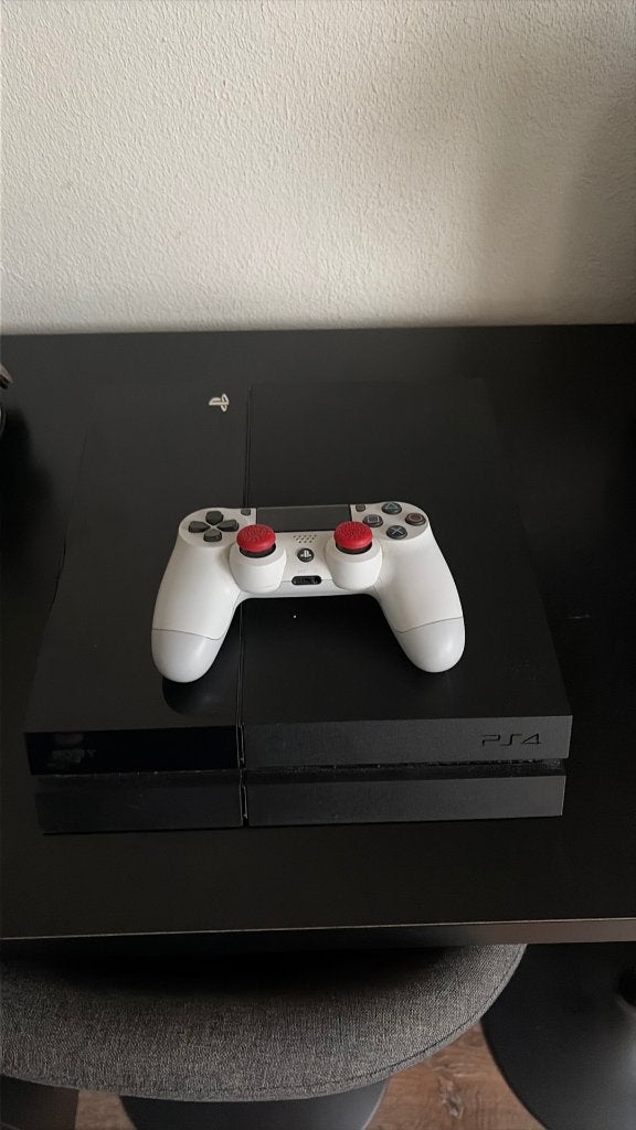 PlayStation 4 (1TB) in prima staat incl. 1 controller, Spelcomputers en Games, Met games, Ophalen of Verzenden, Zo goed als nieuw