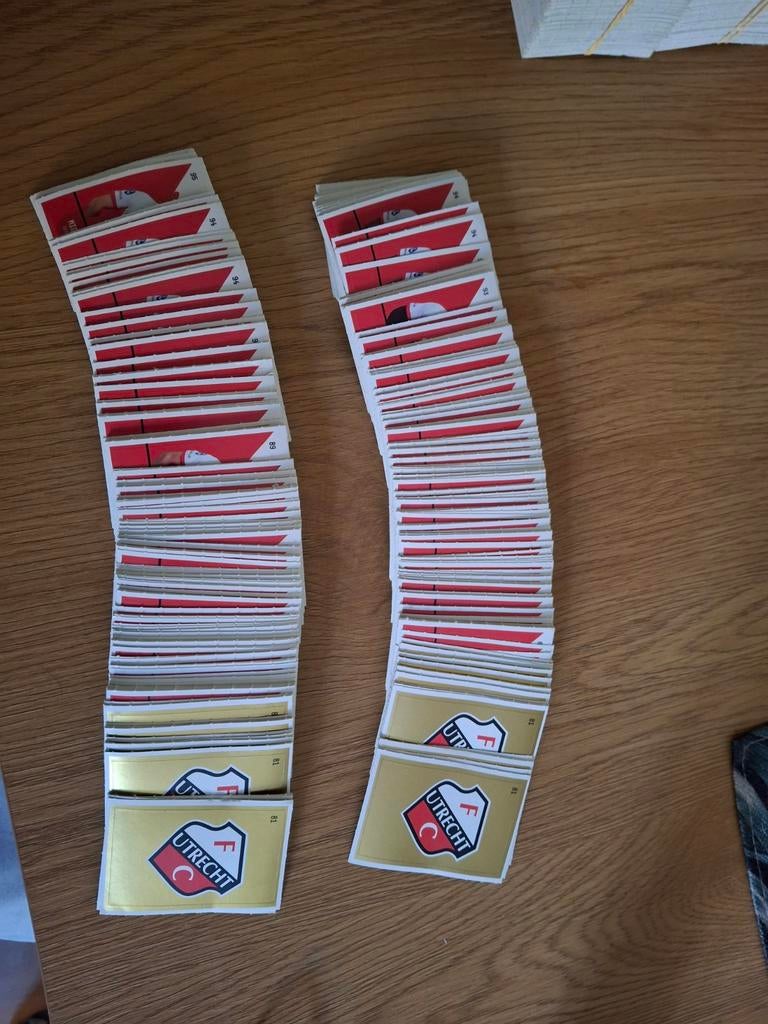 FC Utrecht stickers -  500 stuks, Ophalen of Verzenden, Nieuw, Sport