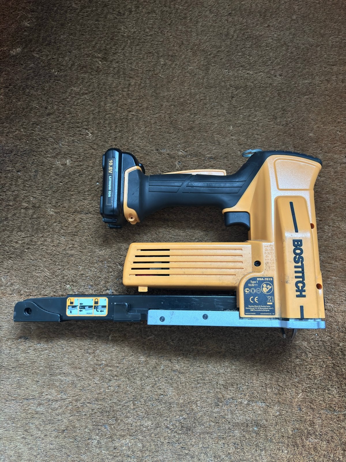 Bostitch DSA-3519 Accu Tackermachine 10.8V, Ophalen of Verzenden, Gebruikt
