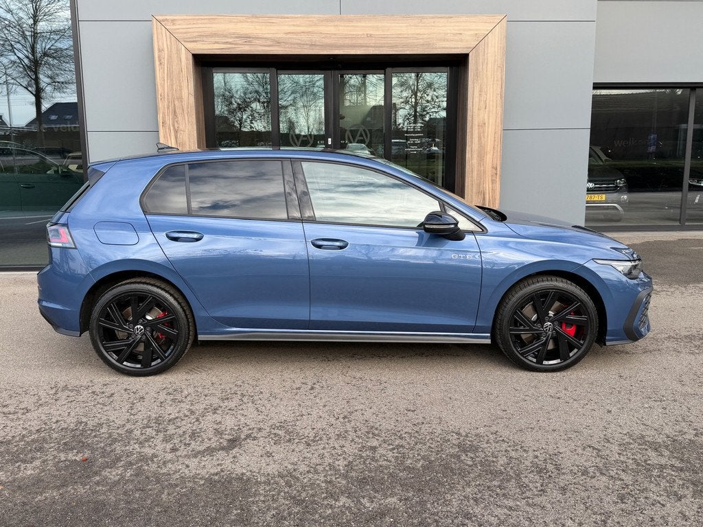 Volkswagen Golf 1.5 eHybrid GTE 272pk | Black Style | IQ lig, Auto's, 12 maanden, 77 km/l, Zwart, 4 cilinders