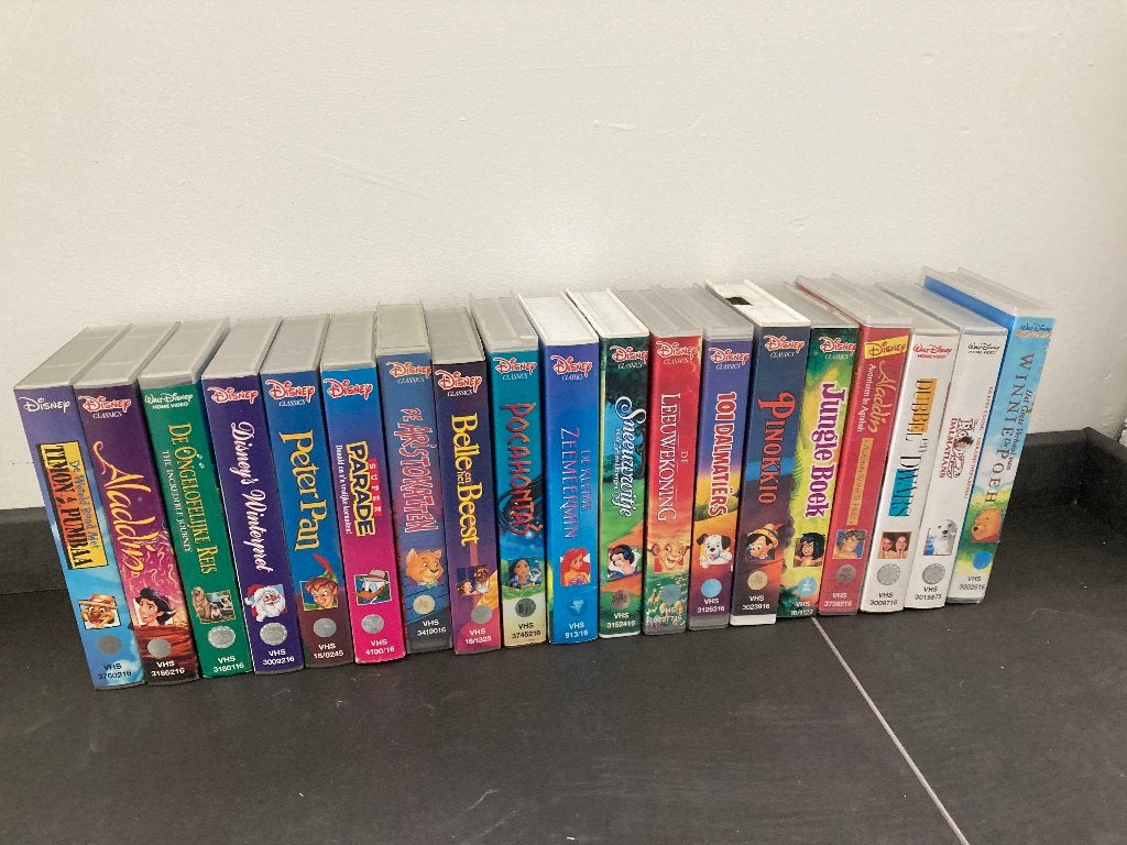 VHS videobanden met superleuke Disney en andere kinderfilms, Cd's en Dvd's, Gebruikt, Alle leeftijden, VHS, Ophalen of Verzenden