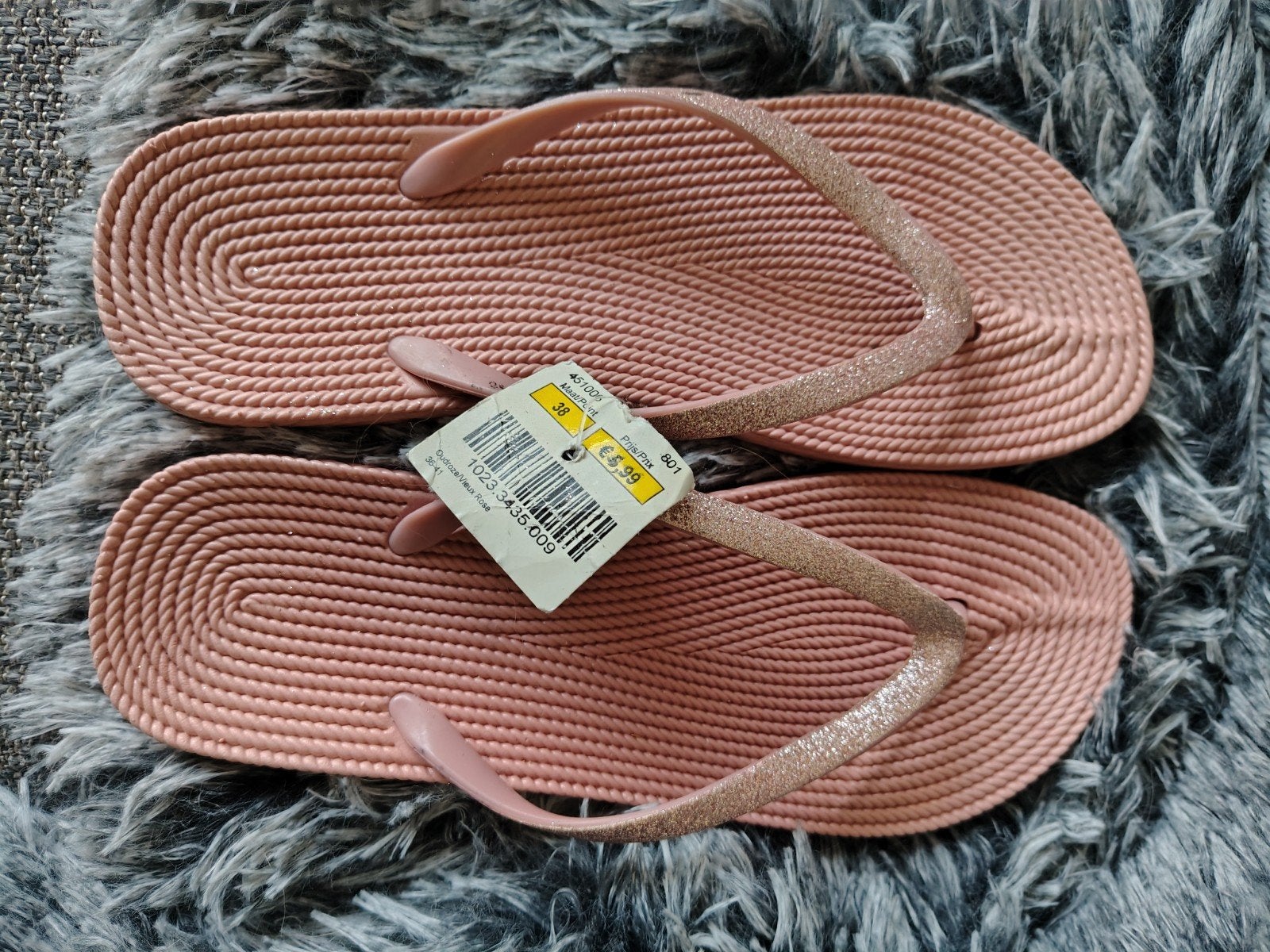 Nieuwe roze slippers met glitterbandjes - Maat 38, Slippers, Nieuw, Ophalen of Verzenden, Roze